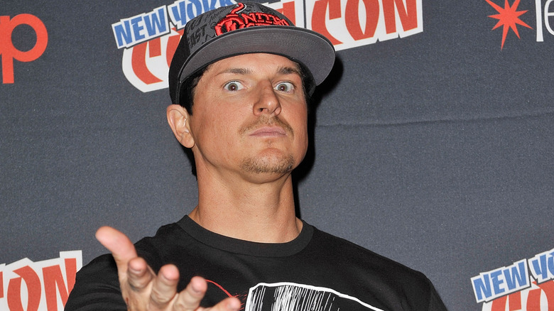 Zak Bagans wearing hat at ComicCon
