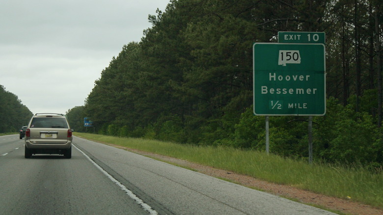 Exit 10 sign along I-459 in Alabama, near where Russell supposedly stopped her car.