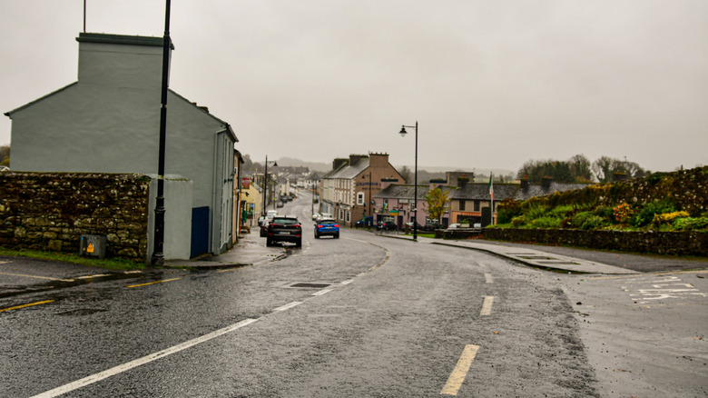 Roadway near Ballinamore, Ireland