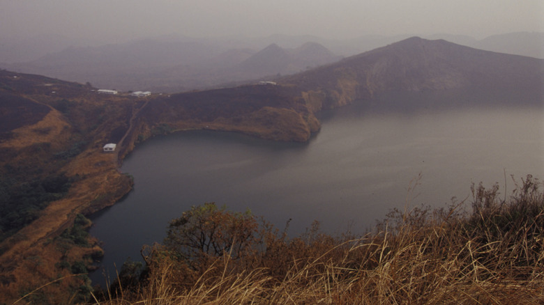 lake nyos through discolored air