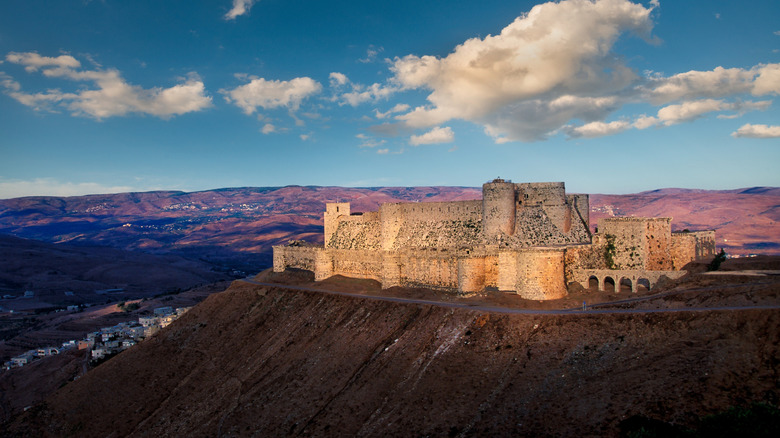 krak des chevaliers, crusader castle in syria