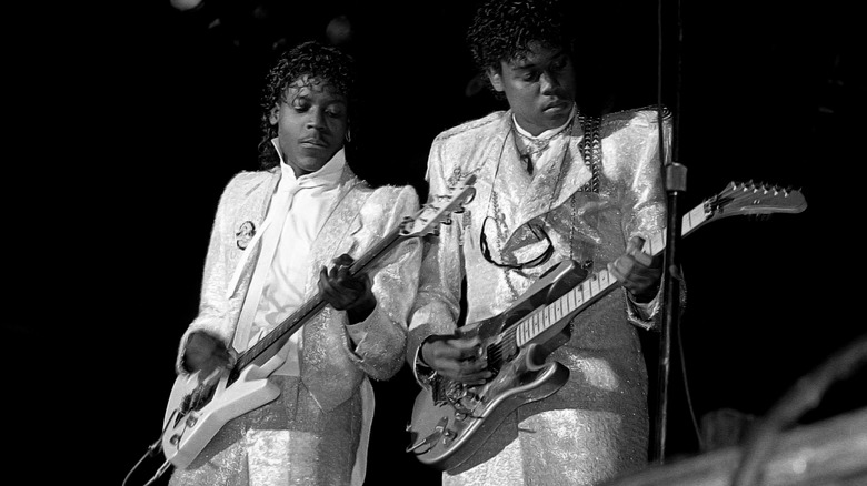 Melvin Riley and Gordon Strozier of Ready for the World playing guitars