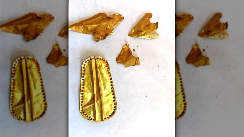 A gold tongue from Quweisna is put on display