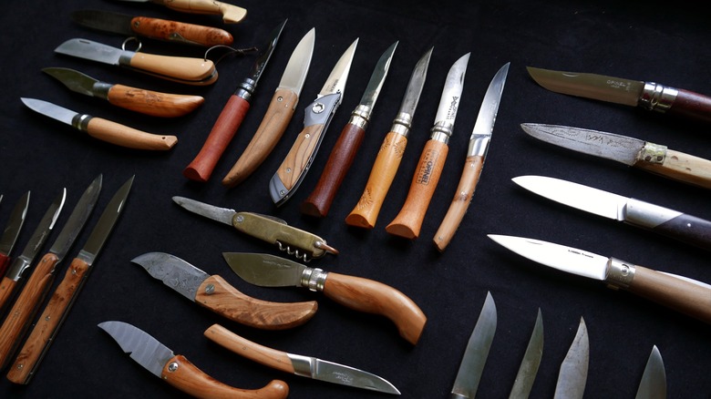 various pocket knives on display