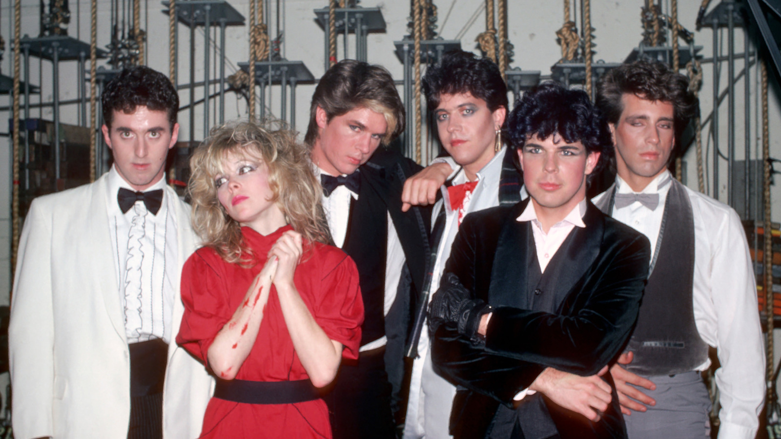 5 Love Songs That Take Gen X Back To Their First High School Dance