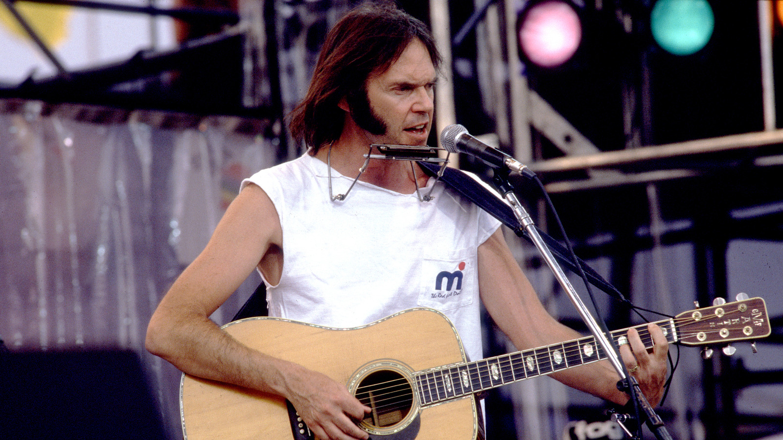 5 Solo Musicians Who Lost The Plot Chasing A New Sound