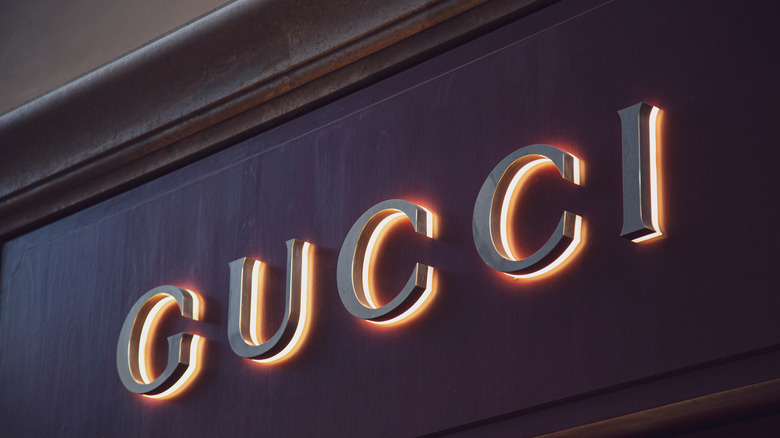 the gucci logo on a building