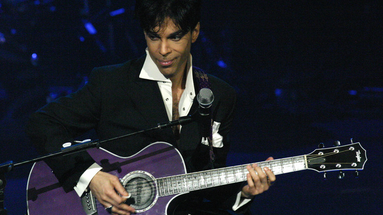 Prince performing at Webster Hall 2004