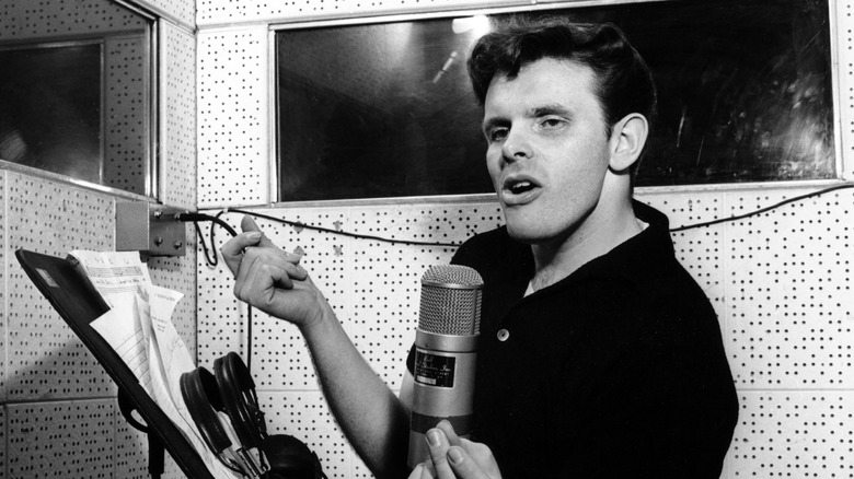 Del Shannon in recording studio
