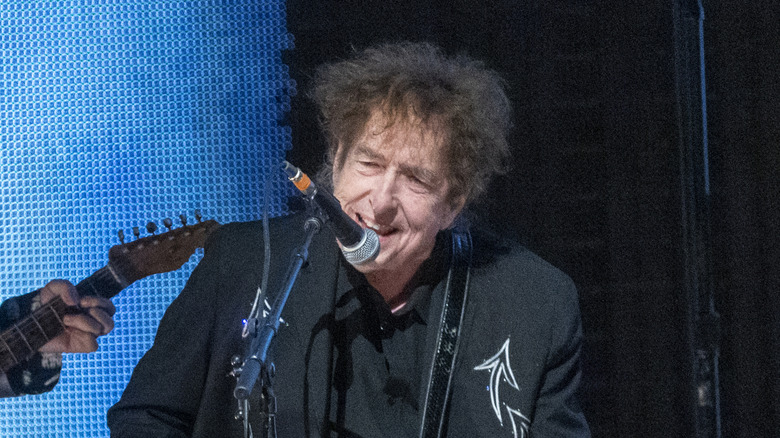 Bob Dylan singing onstage