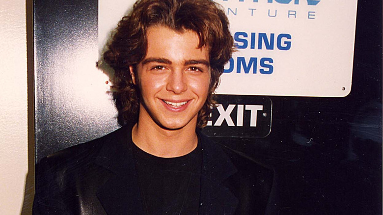 Joey Lawrence in the 90s smiling