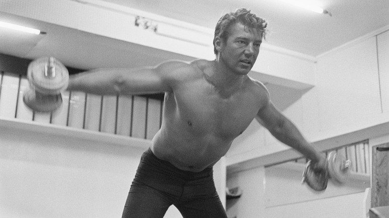 Mickey Hargitay doing weighted flys
