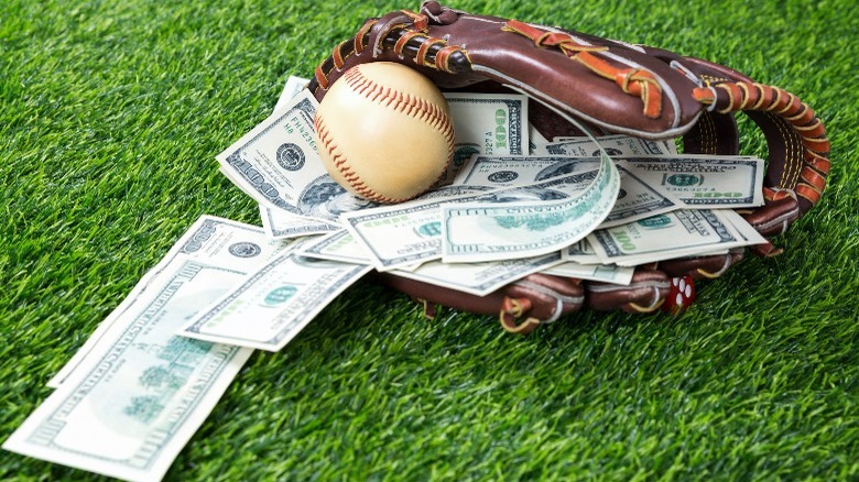 baseball glove ball money