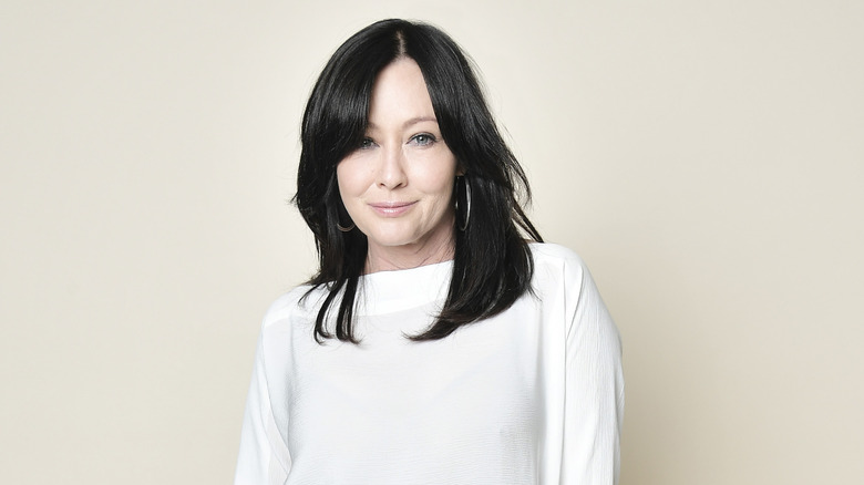 Shannen Doherty smiling