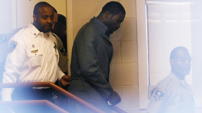 michael vick being arrested in 2007