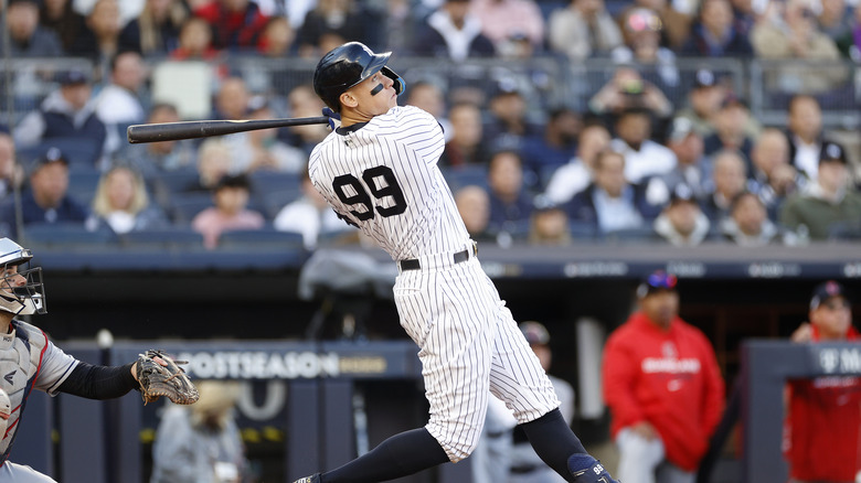 Aaron judge at bat 