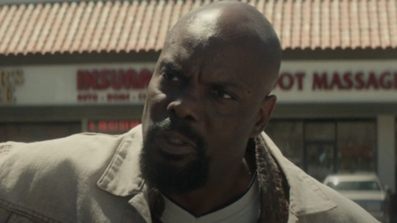 Larry Brown as Lonnie in Pam and Tommy