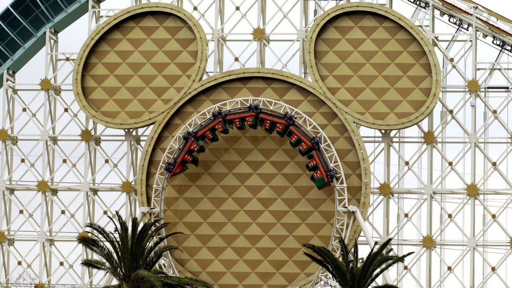 Disneyland castle Monorail