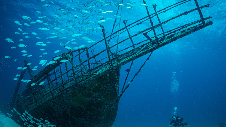 underwater warship