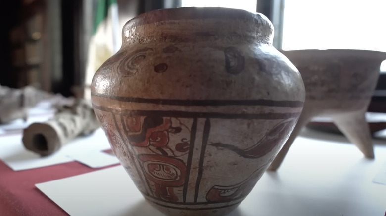 Mayan vase found at thrift store