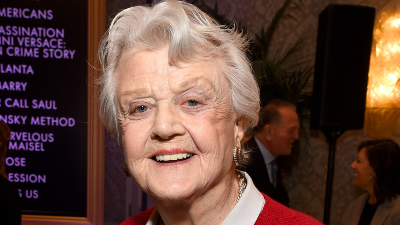 angela lansbury smiling
