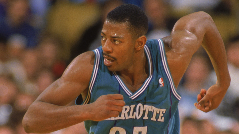 earl cureton running charlotte hornets