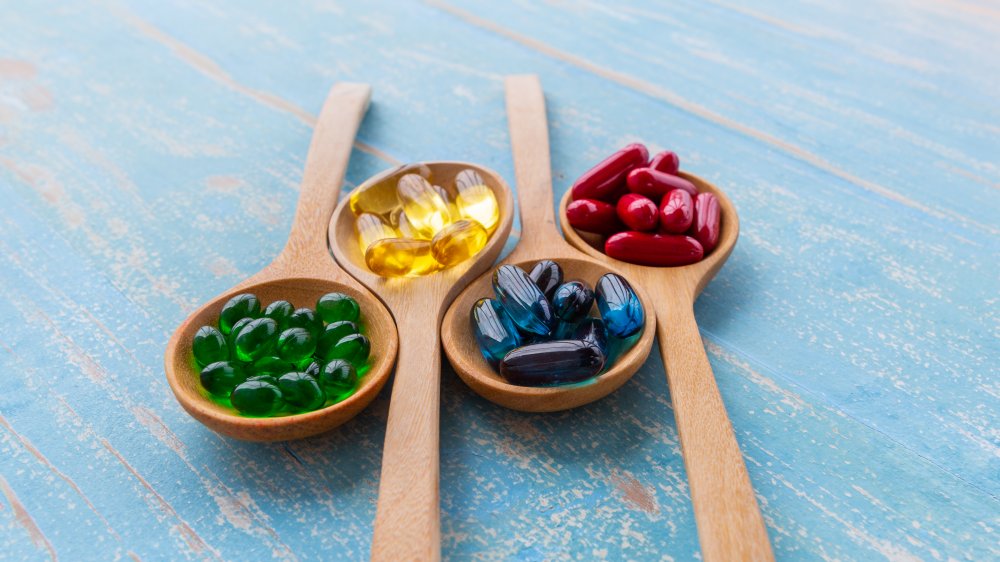 food capsules supplements