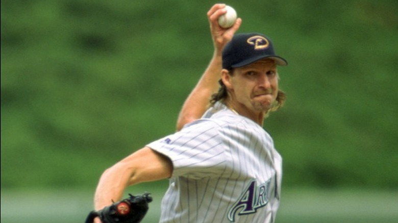 Randy Johnson throwing pitch