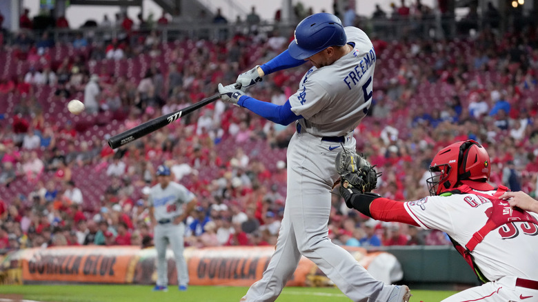 Los Angeles Dodger Freddie Freeman hitting homerun