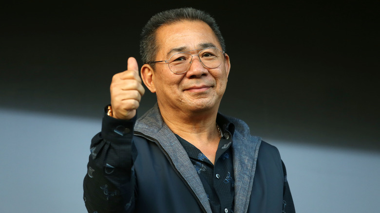 Vichai Srivaddhanaprabha giving a thumbs up