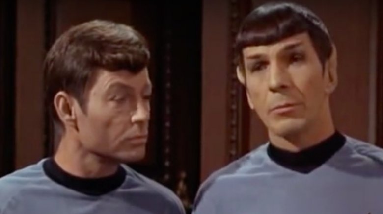 Spock and McCoy, star trek