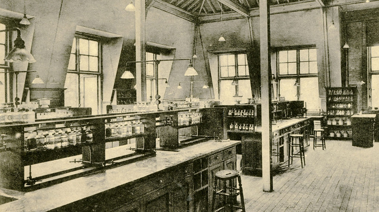 1900s lab