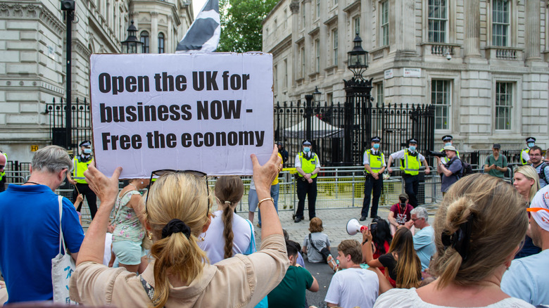 Anti-lockdown protesters
