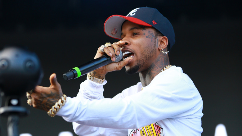 Tory Lanez performing live