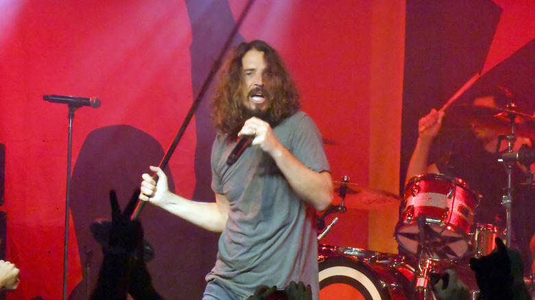 Chris Cornell singing mic