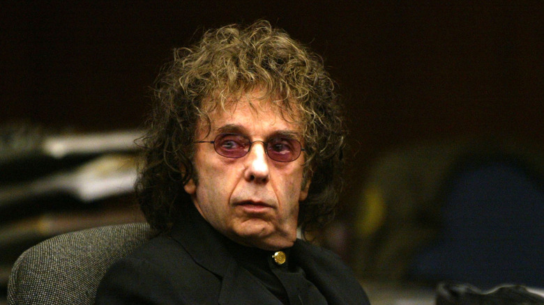 phil spector sitting in court