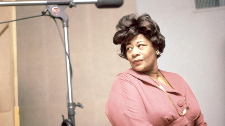 Ella Fitzgerald looking away in recording studio