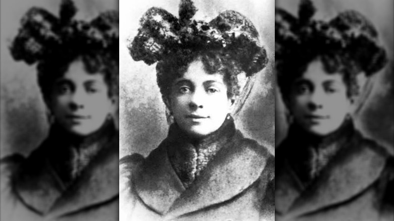 illustration of Hannah Chaplin smiling 