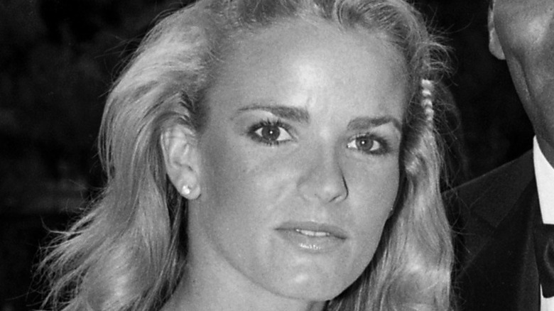 Nicole Brown Simpson looking ahead