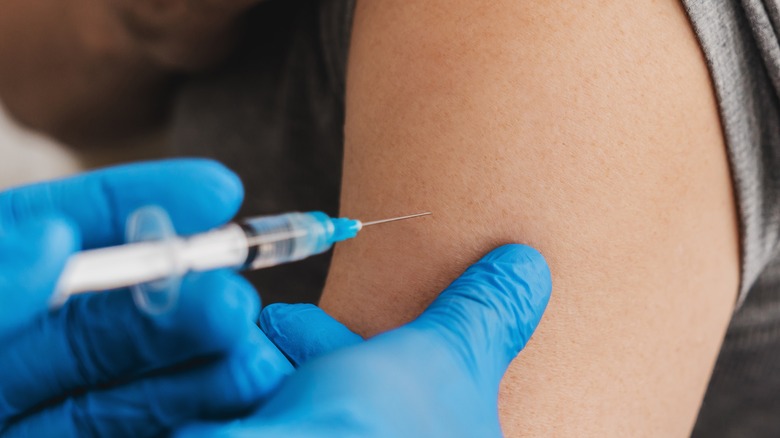 Needle giving injection