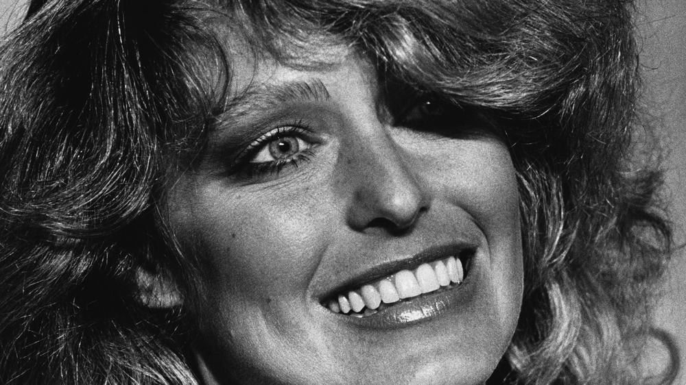 farrah fawcett close-up