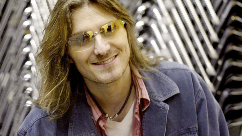 Mitch Hedberg smiling