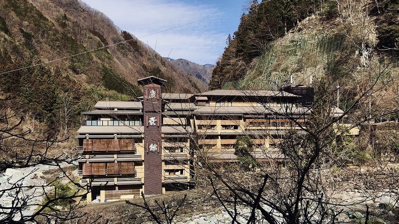 Grand view of Nishiyama Onsen Keiunkan
