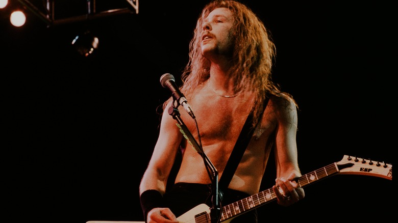 James Hetfield live