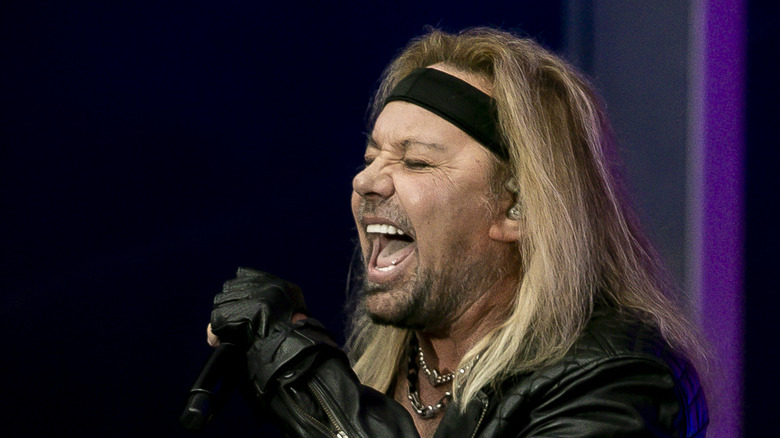 Vince Neil of Motley Crue singing