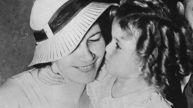 Shirley Temple kissing Gertrude Temple