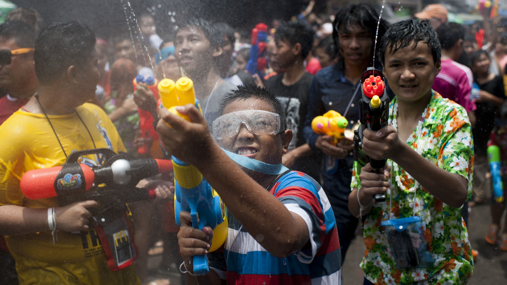 kids using water guns