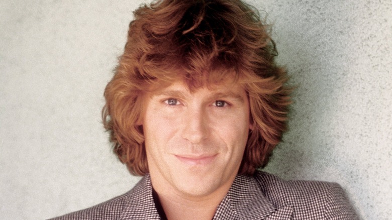 Jeff Conaway smirking 1978