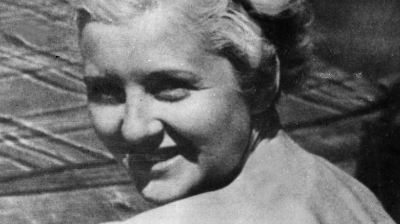 Eva Braun looking over her shoulder