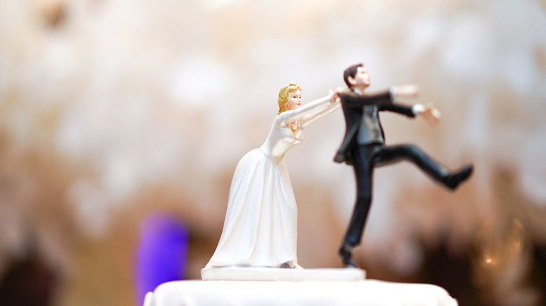 bride and groom cake topper